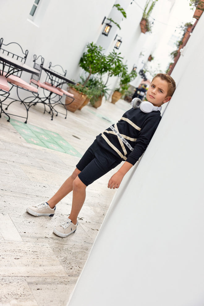 Mini Nod Crossover Ribbon Sweatshirt - Black/Silver