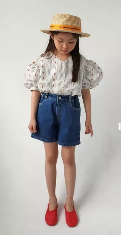 Red Embroidery Blouse