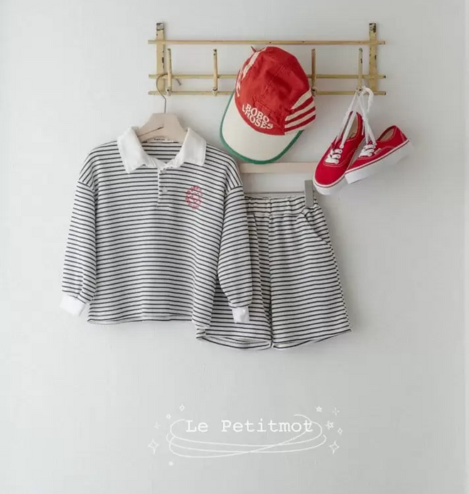 Say Waffle Sweatshirt - Navy