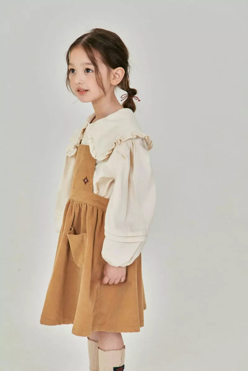 A Ruffle Collar Blouse - Ivory