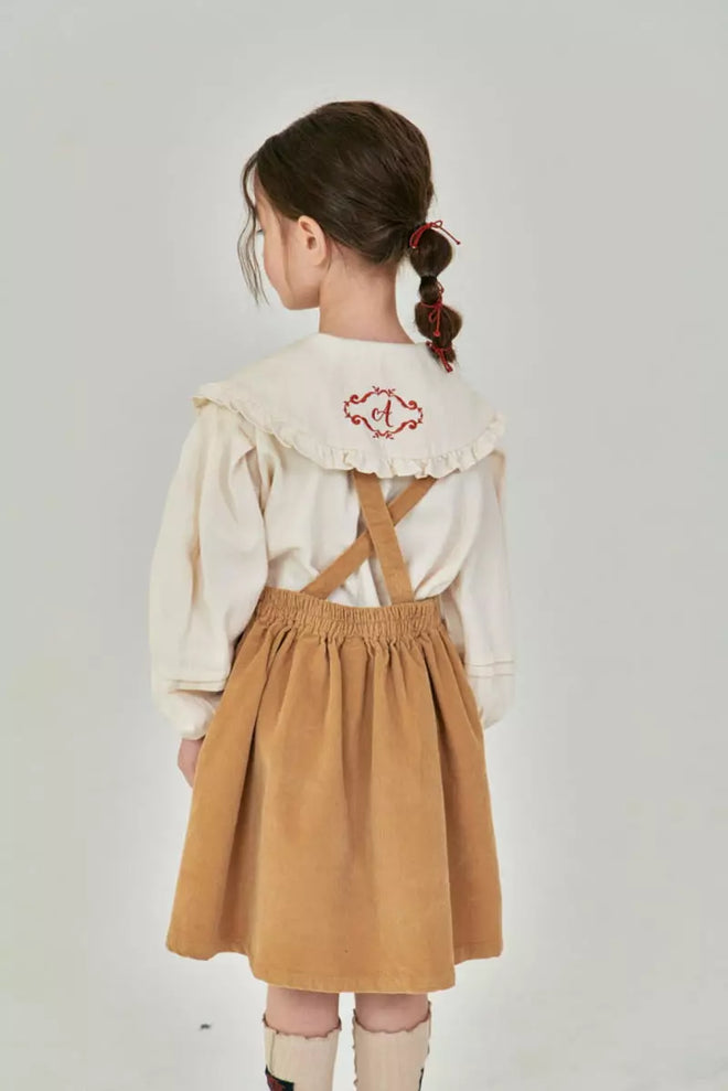 A Ruffle Collar Blouse - Ivory