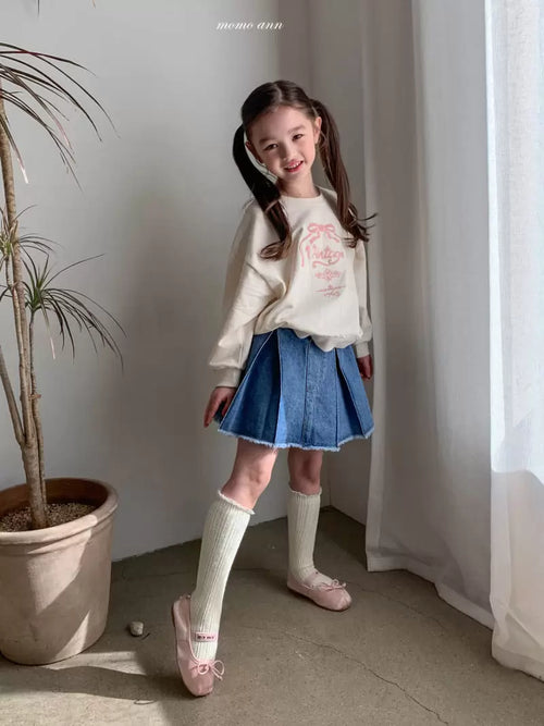 Vintage Ribbon Sweatshrit - Cream