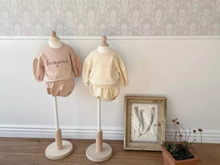 Bonjour Ivory Sweat Set