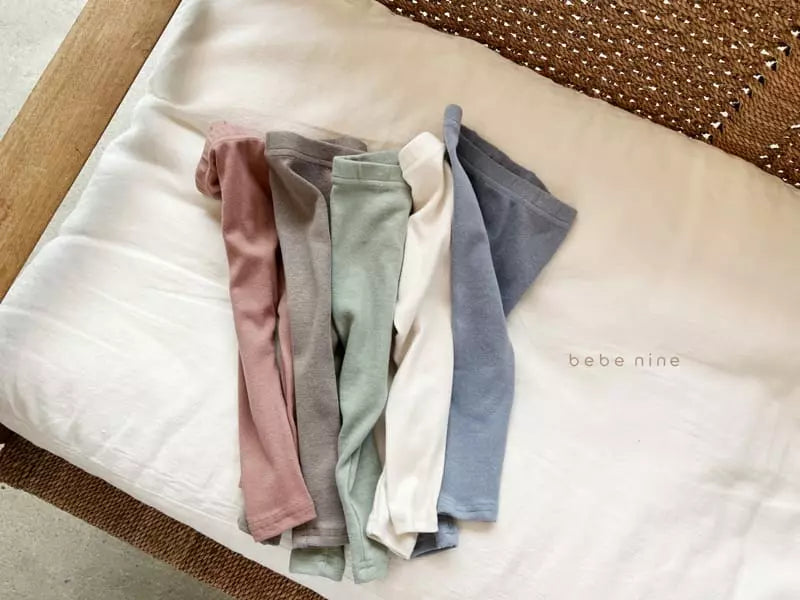 Colored leggings