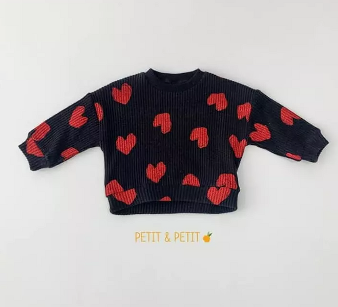 All Over Heart Black Sweat