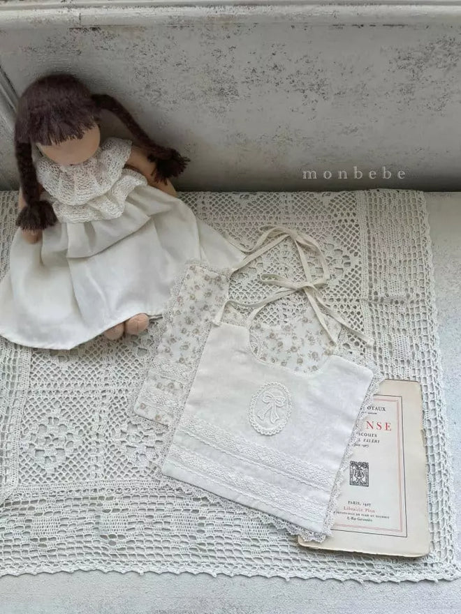Floral Ivory Bib