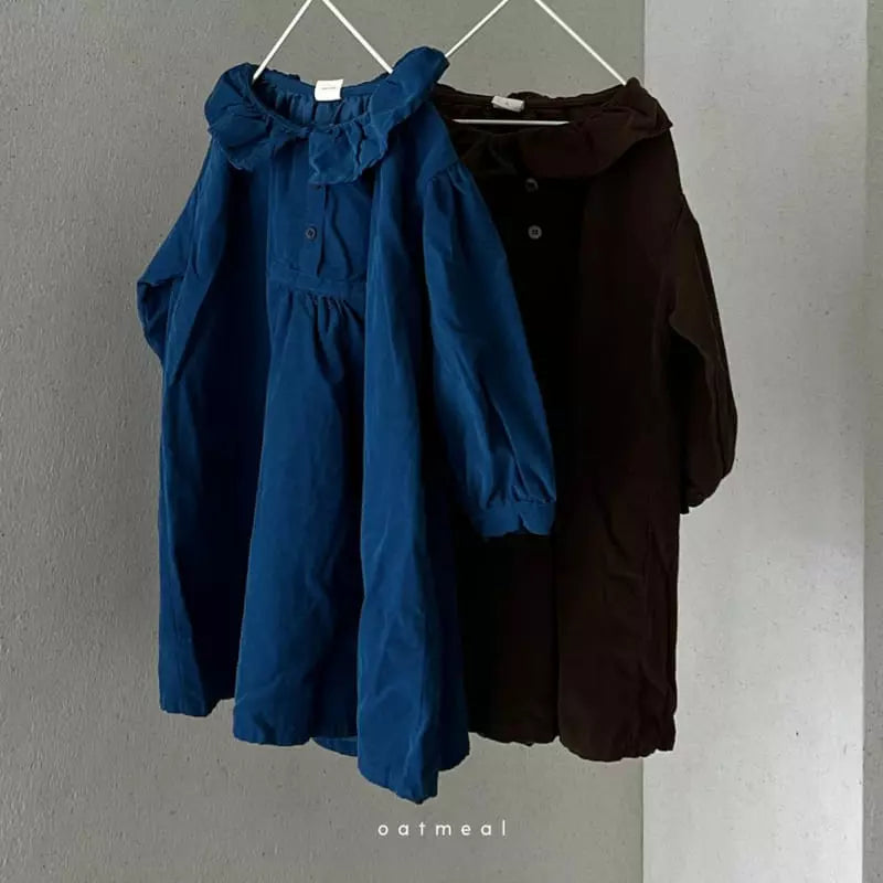 Blue collar dress