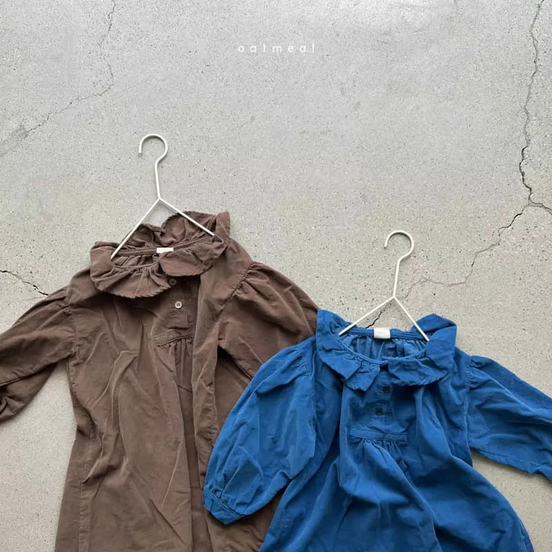 Blue collar dress
