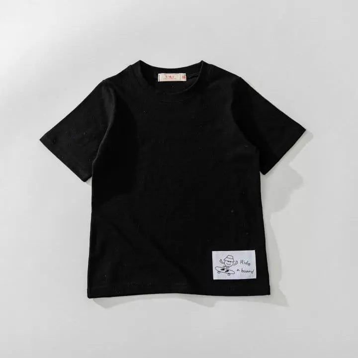 Black Short Sleeved Tee